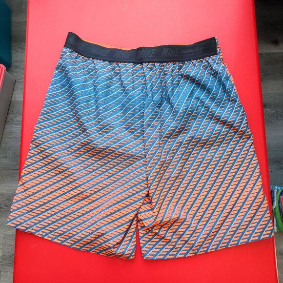 Nike swim trunk orange blue design men's size 36 - Picture 3 of 8